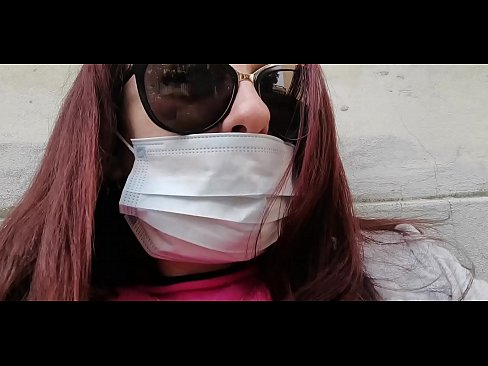 ❤️ Nicoletta o iphetetsa ho moahelani oa hae le pees ka karacheng ea hae (Special Covid19 Italy Quarantine) Litšoantšo tsa bootsoa ka morao ️❤